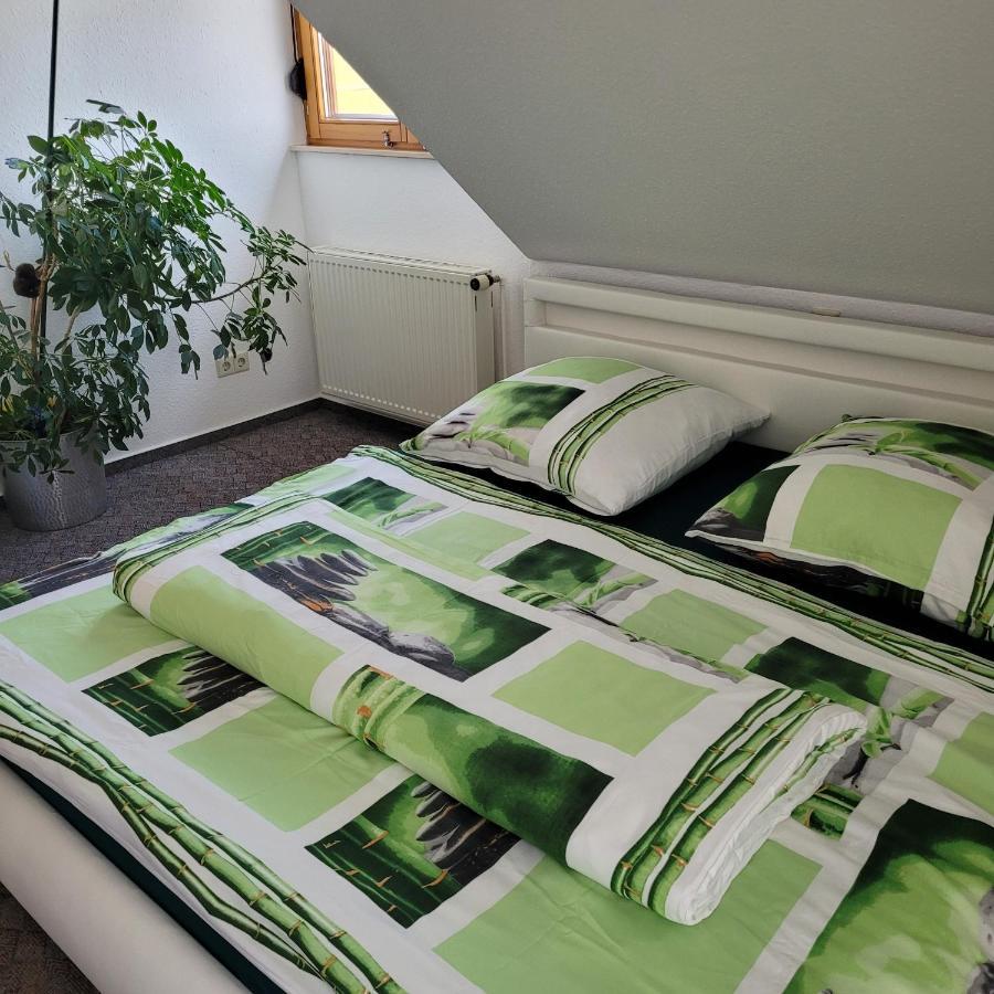 Im Schwarzwaldhaus * Behla